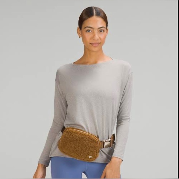 lululemon athletica Bags Lululemon Everywhere Belt Bag L Sherpa In